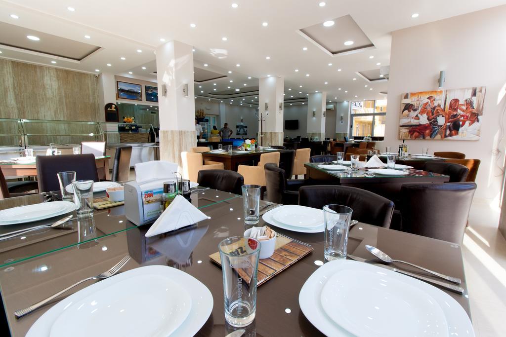 Hotel Zan Ulcinj Esterno foto